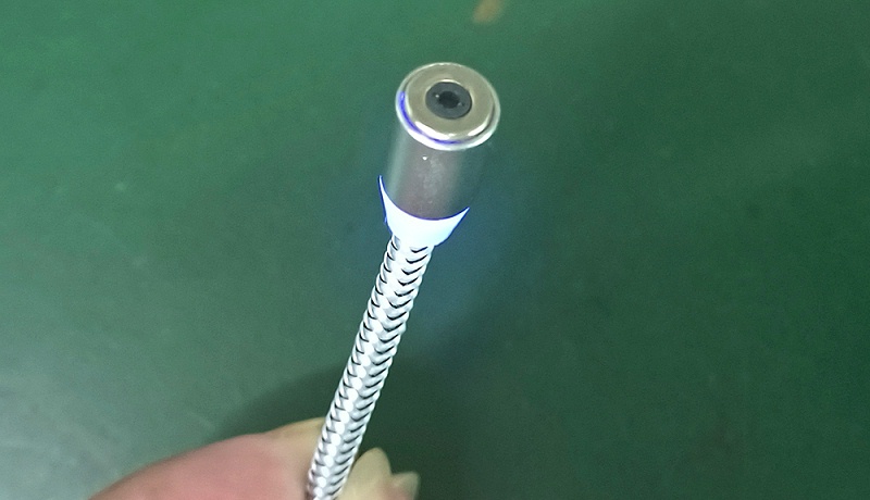 網紅搖搖杯磁吸充電線，短路自動斷電