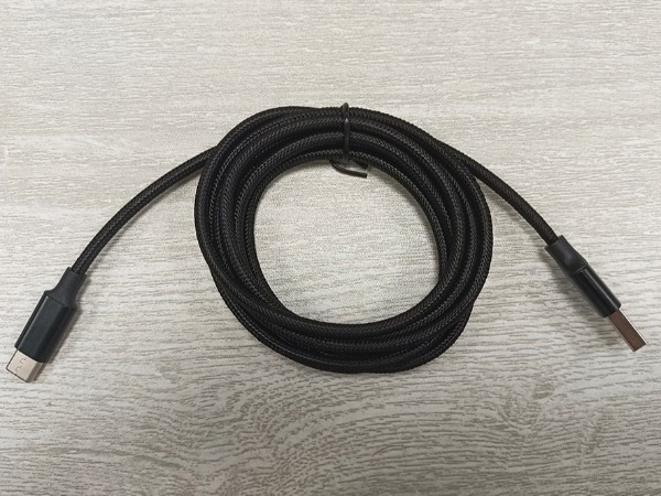 燈飾USB轉(zhuǎn)Type-C充電線(xiàn)，符合ROHS標(biāo)準(zhǔn)